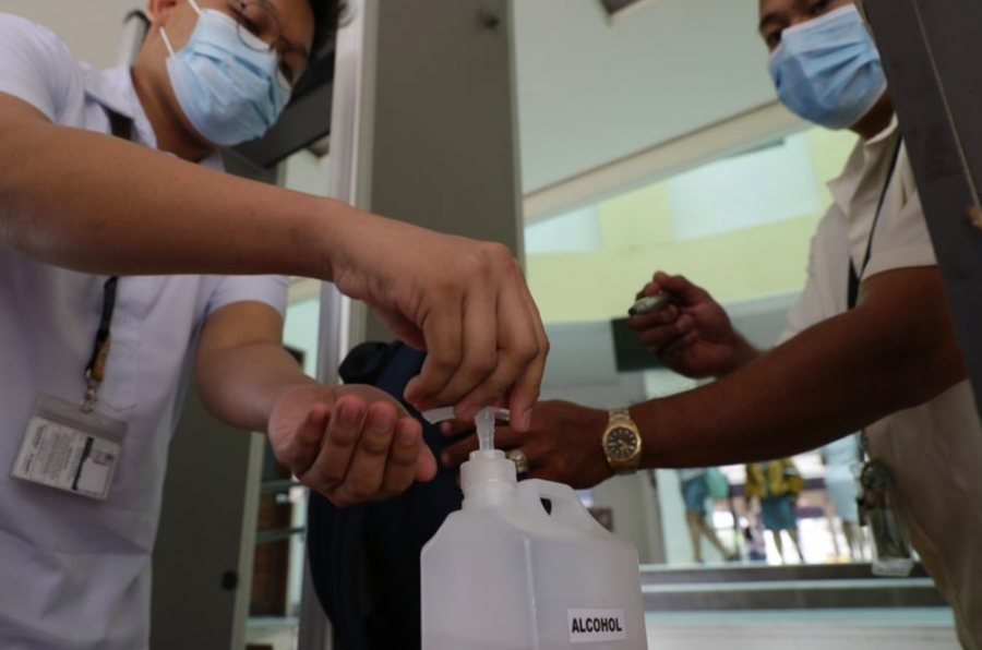 In Manila, Philippines, on Jan. 31, students take precautionary measures against the coronavirus. The virus has began to spread across the world (Photo Courtesy of AP photo).  
