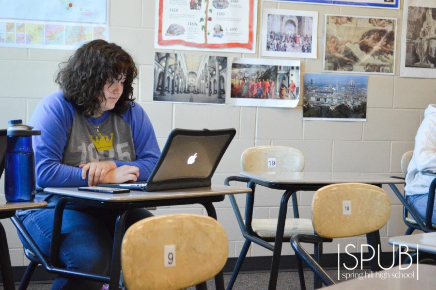 On Sept. 8, Kellen Cole, 12, takes notes in Ms. Husas women in American history class in sixth hour.