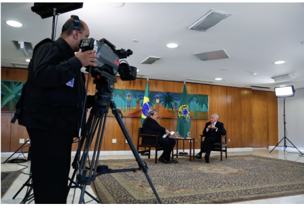 Dantena sits in a previous press conference from 2017. This shows how long he has been politically active in brazil (Photo by Marcos Correa).