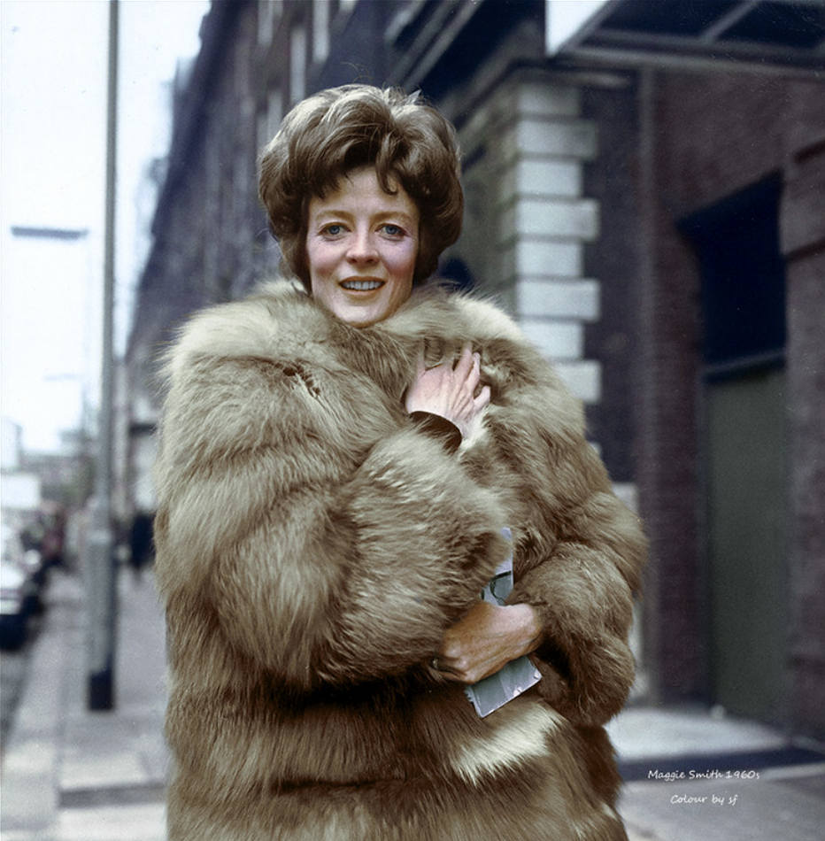 Dame Margaret "Maggie" Smith. Throughout their decades-long career, Smith held significant roles in the movies and shows they starred in (Photo by oneredsf1). 