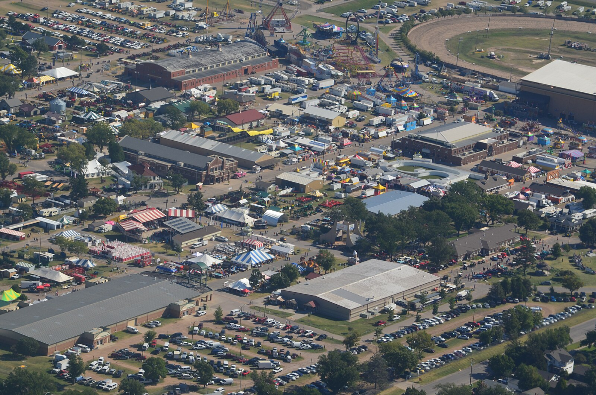 The explosion occurred at a popular food stand at the fair. The fair expands across a large stretch of land allowing many people to attend (Photo by Ichabod).