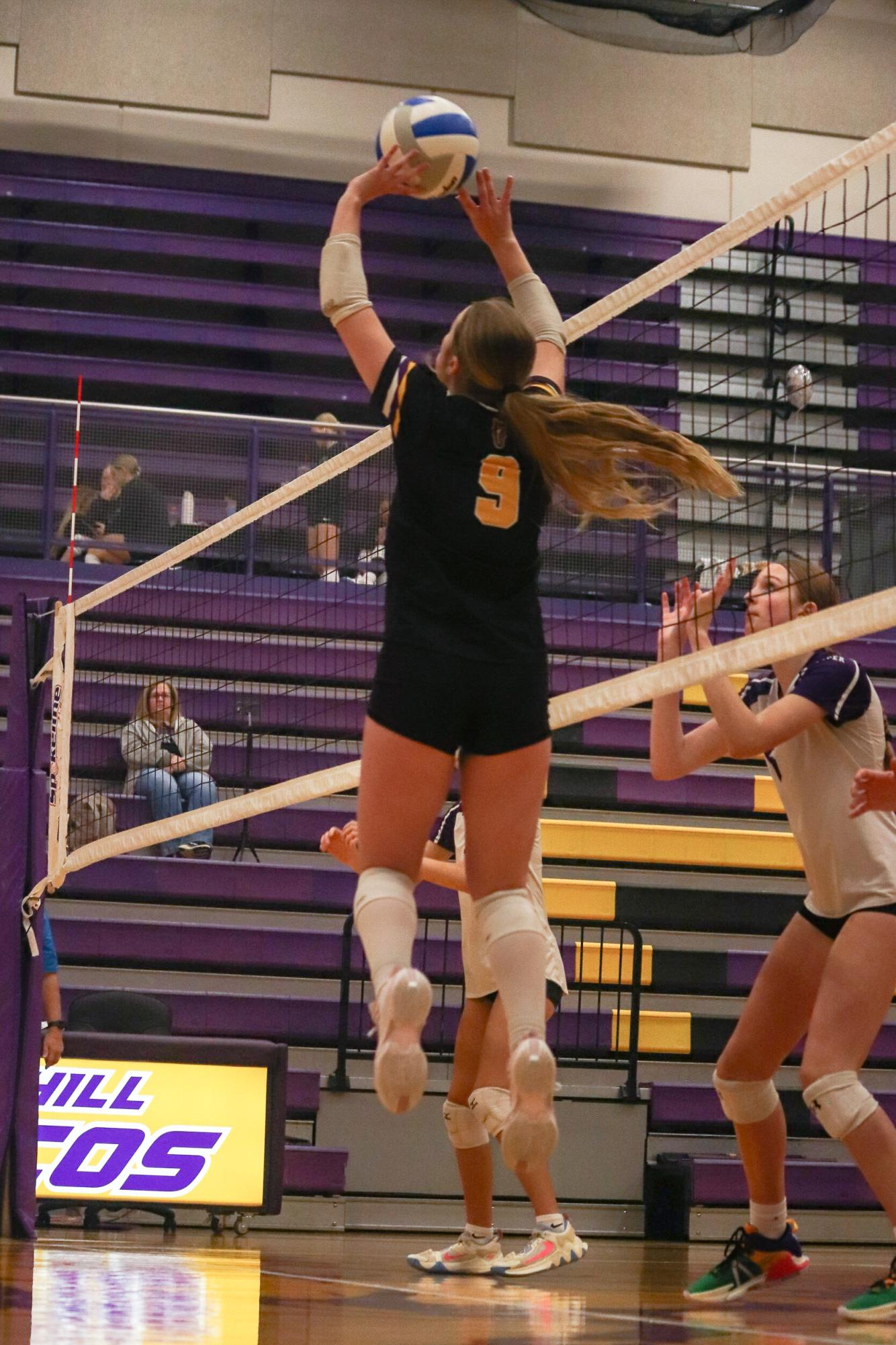 Feature Gallery: Tennis + Volleyball Sept. 4 - Oct. 17